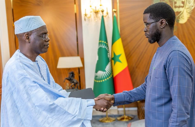 Sénégal : Bassirou Diomaye Faye nomme Ahmadou Al Aminou Lô Premier ministre après le départ de Sonko